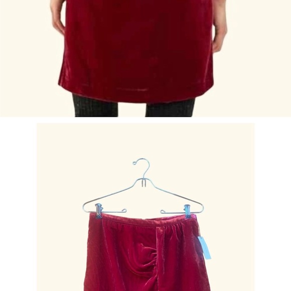 NWT Anthropologie Crushed Velvet Ruched Mini Skirt Raspberry Size 4 & 6 - Picture 2 of 3